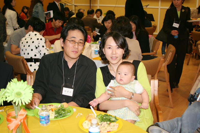 041209-easter (34).jpg